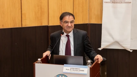 Selçuk Üniversitesinde ortak Türk alfabesi konuşuldu